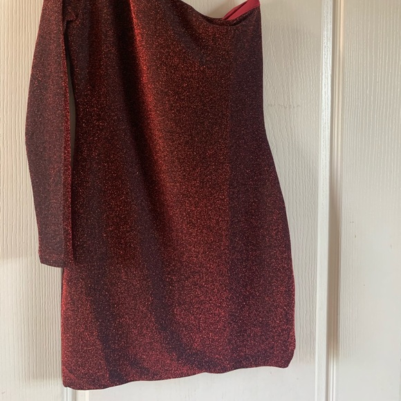 Show po one shoulder dress - Picture 4 of 6